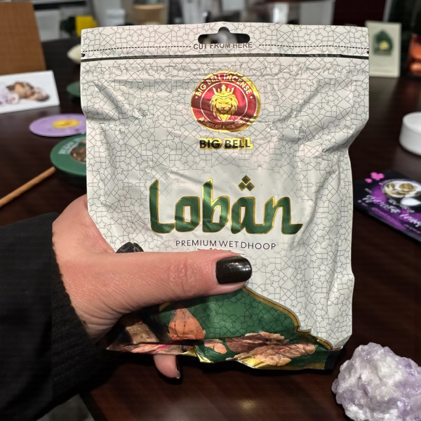 ЛАДАН, БЕЗОСНОВНІ ПАХОЩІ